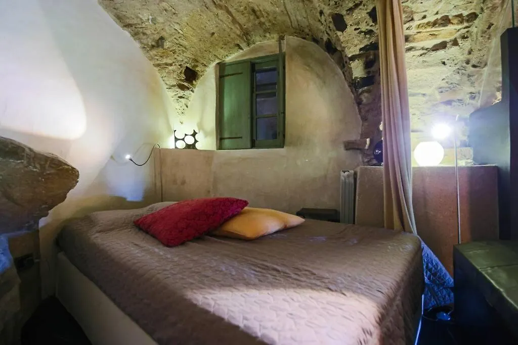Ca De Nives Villa Costarainera 0*,  Italy